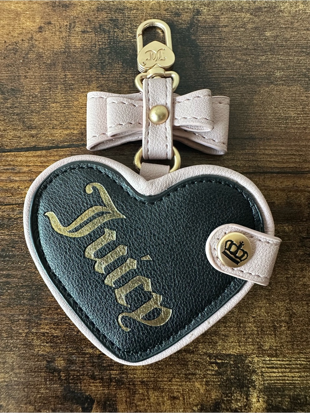 Juicy Couture Black Heart Card Holder with Light Pink Bow and Gold Accents